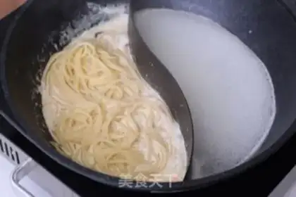 Make Butter bacon pasta step 9