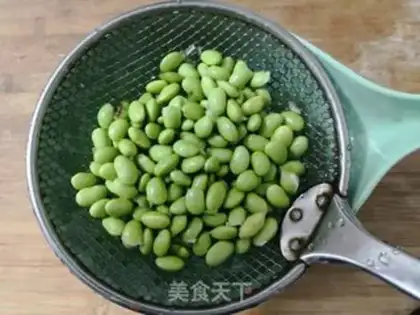 Make Jealousy white pea boy step 4