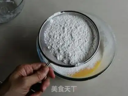 Make A hive cake step 4
