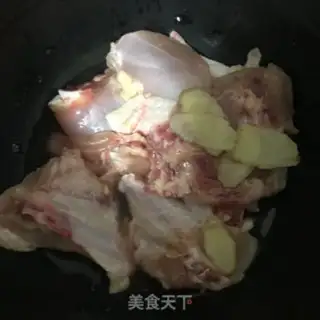 Make Coconut chicken soup step 0