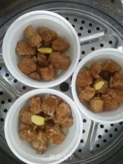 Make Plum crumbs step 1
