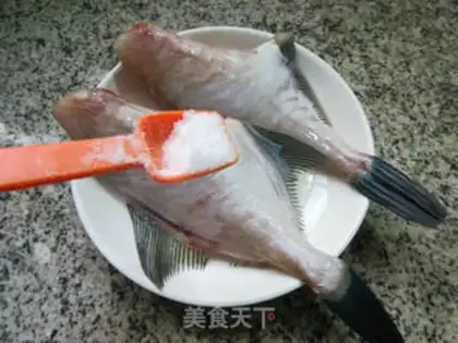 Make Precious rubber fish step 1