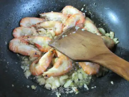 Make Garlic shrimp step 6