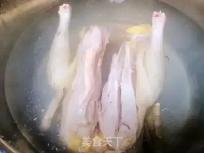 Make The chicken soup step 3