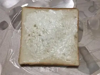 Make Red intestinal fruit sandwich step 3