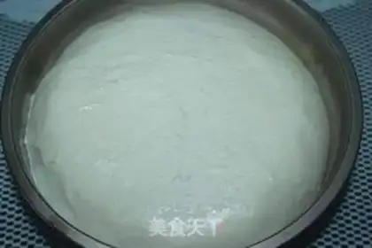 Make Chinese coconut snack step 4
