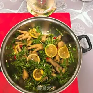 Make A chicken claw with lemon step 4