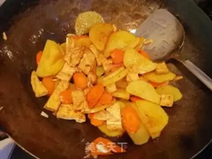 Make Fish-fruit potato chips and vegetables step 12