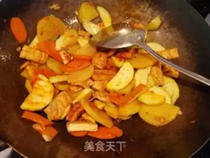 Make Fish-fruit potato chips and vegetables step 15