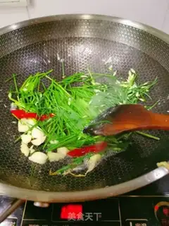 Make Scrambled eggs step 4