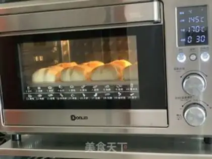 Make Milky little toast step 17