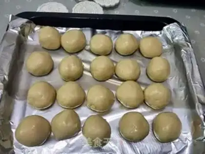 Make A broad yolk step 16