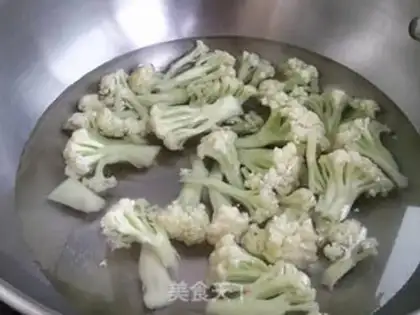 Make Milk cuisine step 1