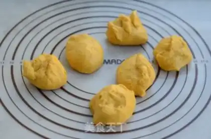 Make Pumpkin lava bread step 4