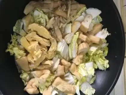 Make The bellies, seafood soup step 2