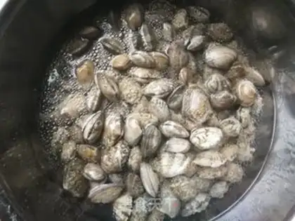 Make Soy flower clams step 3