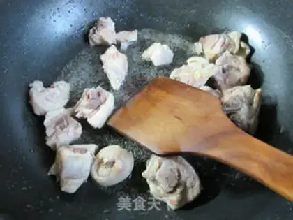 Make Chestnut chicken step 1