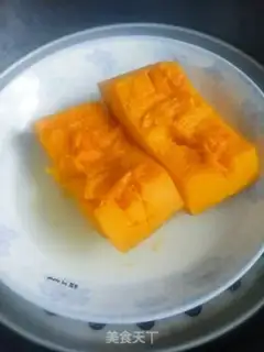 Make Pumpkin bean mooncake step 1