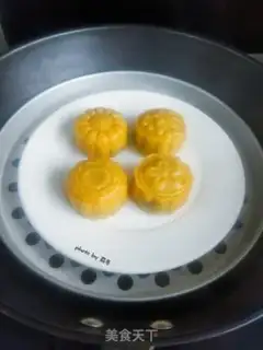 Make Pumpkin bean mooncake step 11