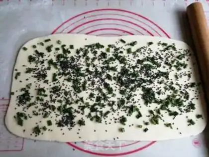 Make Onion sesame rolls step 3