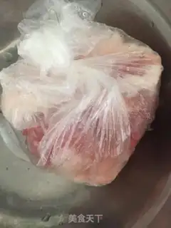 Make Four seasons of potato stew step 1