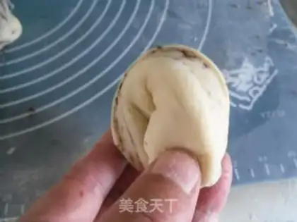Make Chocolate rolls step 9