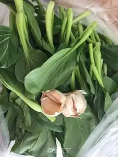 Make Garlic cabbage step 0