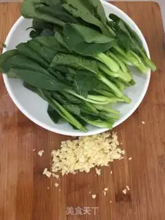 Make Garlic cabbage step 1