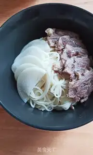 Make Fresh beef noodles step 5