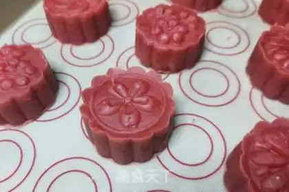 Make Peach beaks step 12