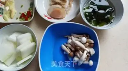 Make Pork scallop mushroom soup step 0