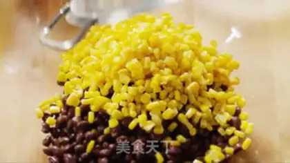 Make Corn salad step 1