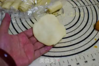 Make The pine souffle step 15