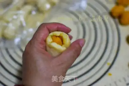 Make The pine souffle step 16