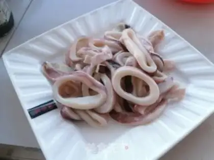 Make Blue pepper squid step 1