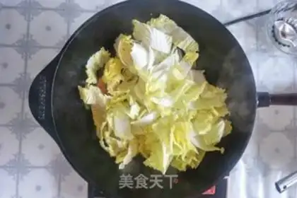 Make Iron pan shrimp cabbage step 6
