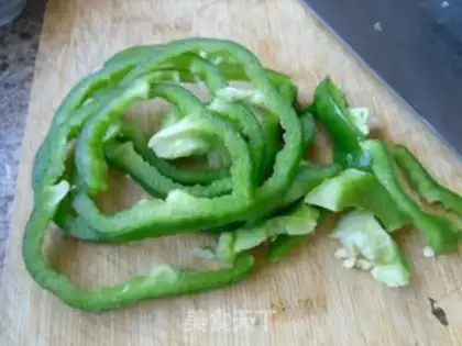 Make Blue pepper squid step 2