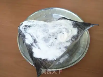 Make Dry-burned catfish step 1
