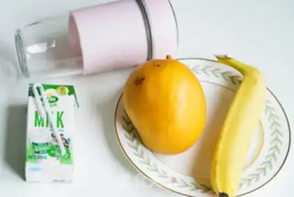 Make Mango banana shake step 0