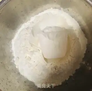 Make Blue rose buns step 2