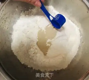 Make Blue rose buns step 3