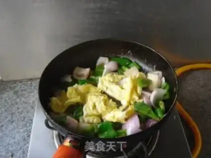Make Onion fried eggs step 9