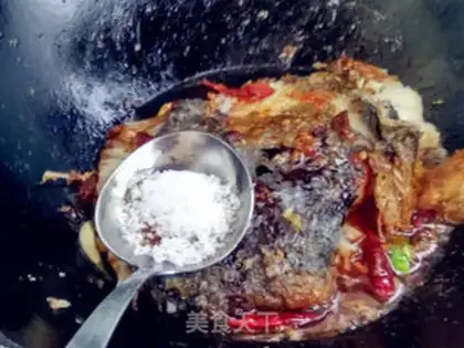 Make Dry-burned catfish step 6