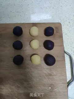 Make The traditional moon cake step 5