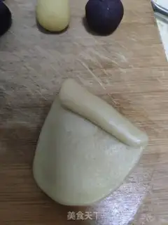Make The traditional moon cake step 8