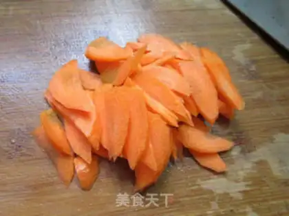 Make Tea mushrooms, carrots, peanut rice step 2
