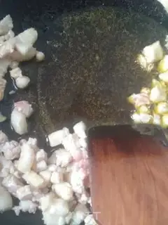 Make Dry-burned mackerel step 2