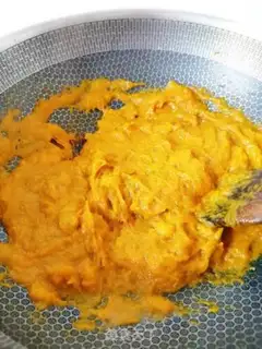 Make Homemade pumpkin pie step 3