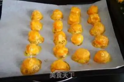 Make Red bean saloon mooncake step 6