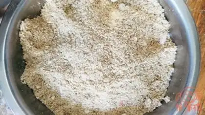Make A sesame sugar mooncake step 7